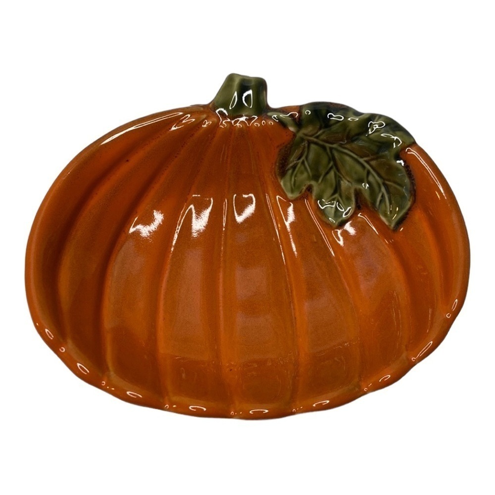 Gibson Home Orange Pumpkin Ceramic 6.5” Candy Soap Halloween Fall Festival Bowl